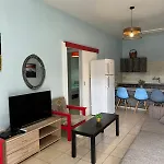 Aparthotel Sea 3*