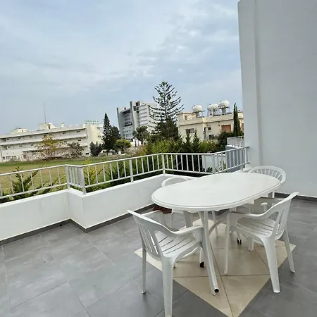 Aparthotel Sea 3*