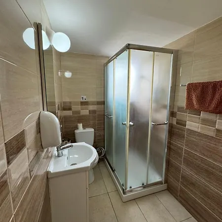 Aparthotel Sea 2*