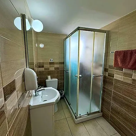 Aparthotel Sea Larnaka